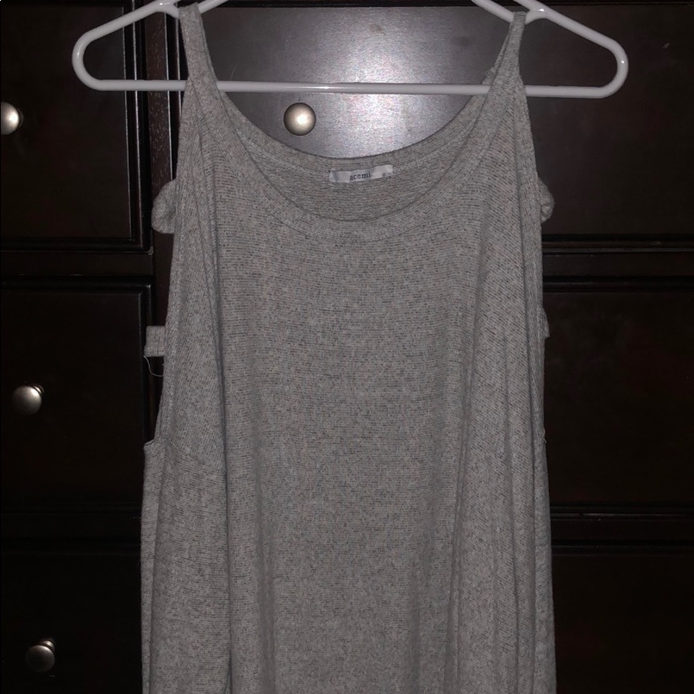 ladder sleeve top